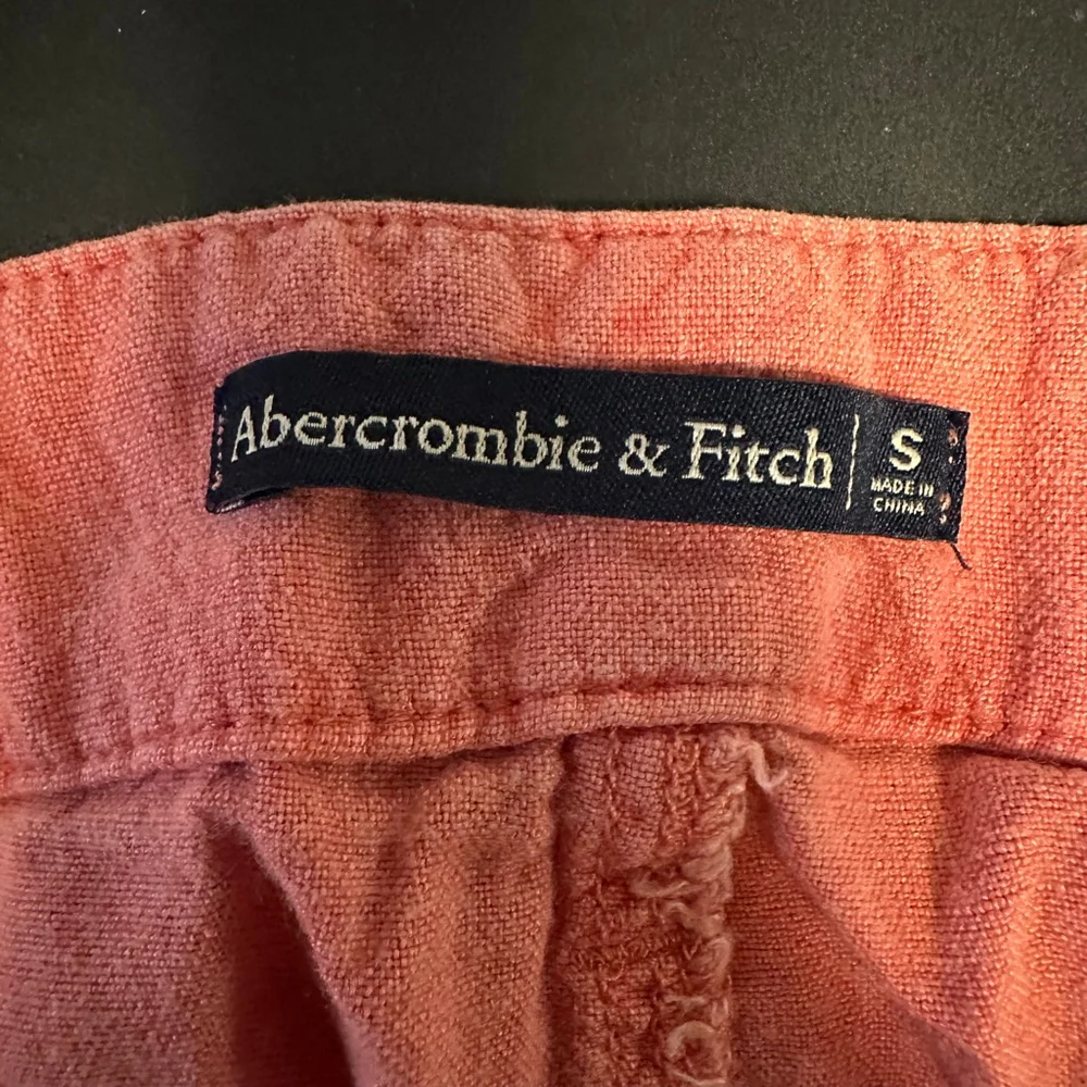 Women's Abercrombie & Fitch Coral High Waist Shorts Size small linen viscose